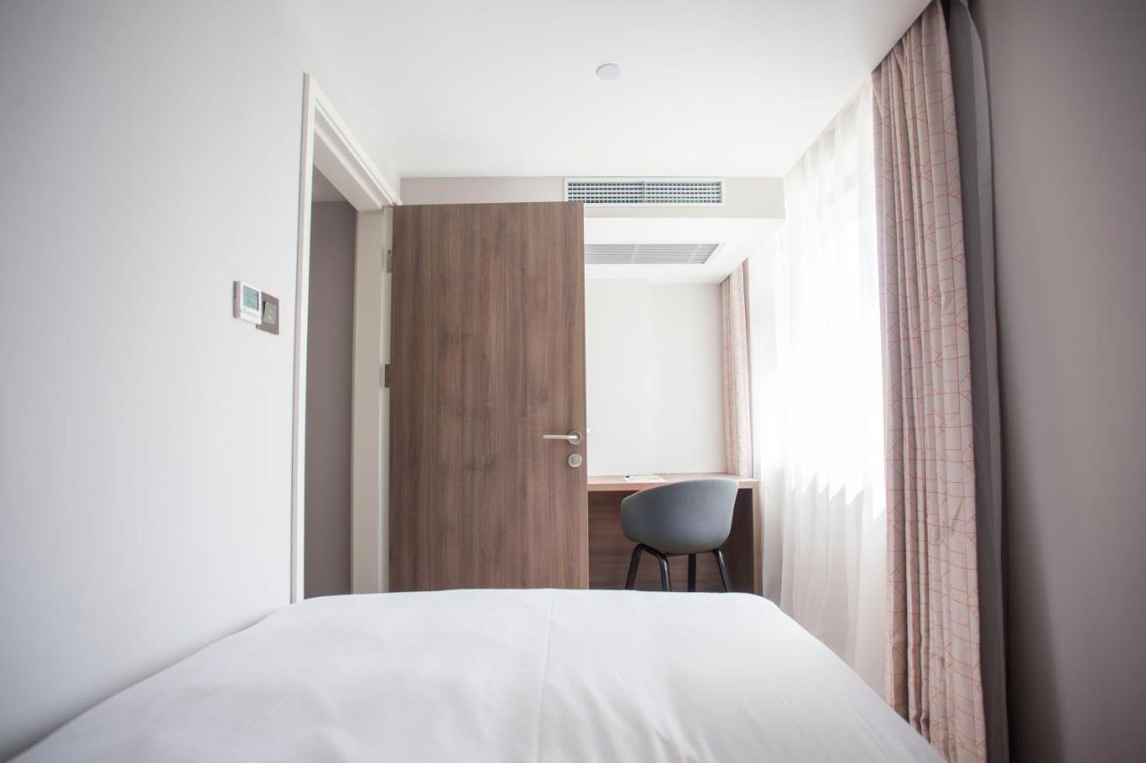 Holiday Inn Express Xi'An Ancient Town West By Ihg Exterior photo