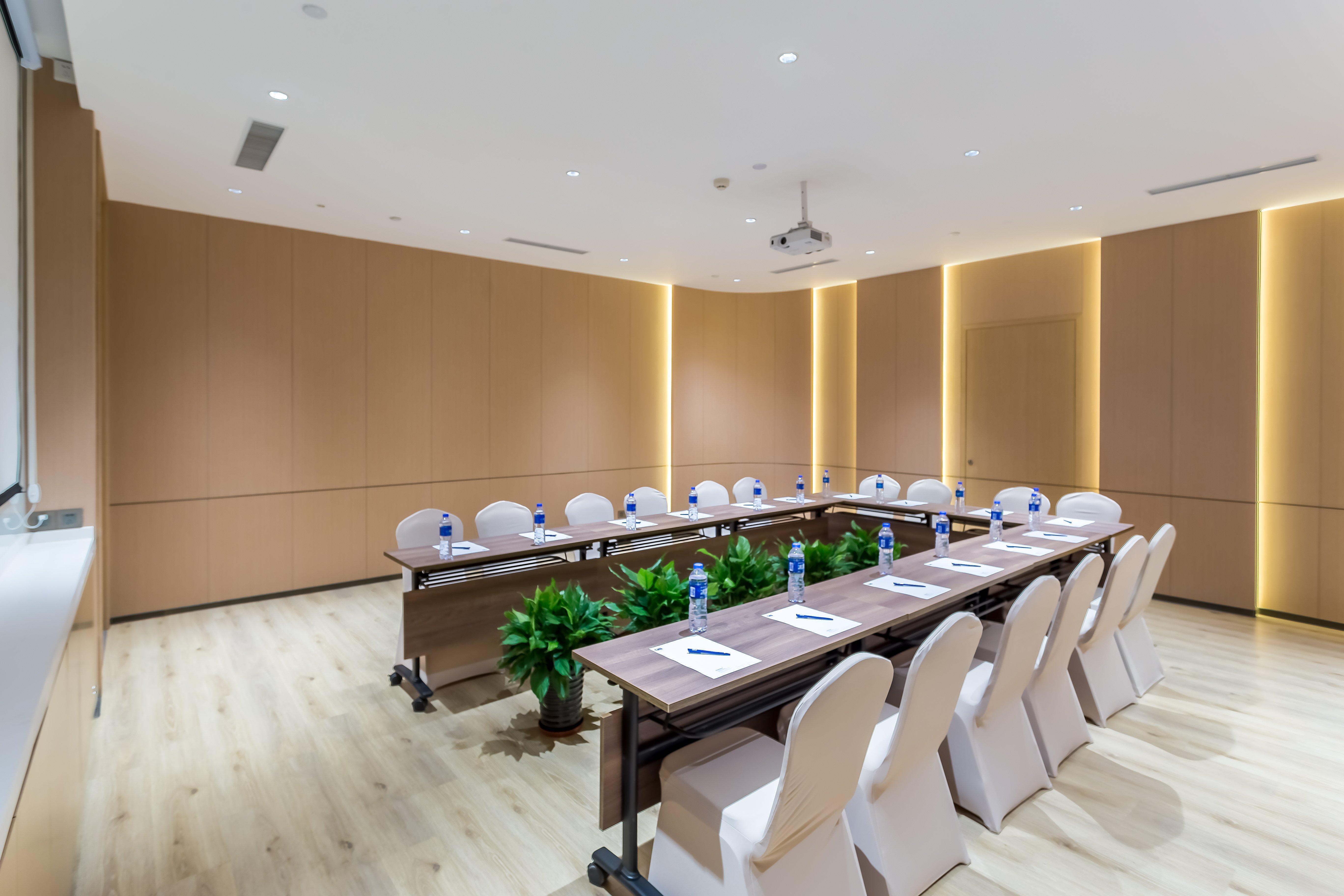 Holiday Inn Express Xi'An Ancient Town West By Ihg Exterior photo