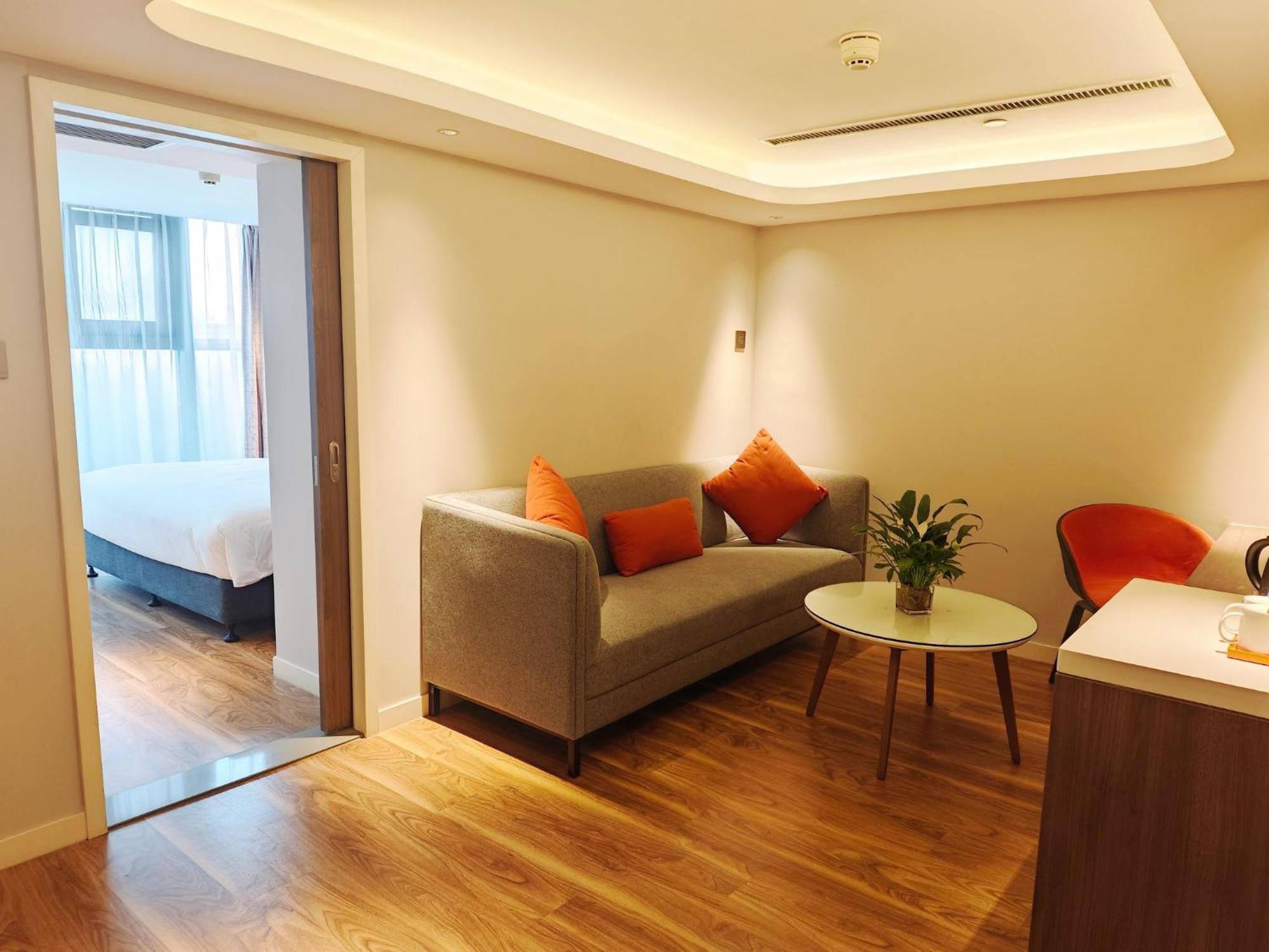 Holiday Inn Express Xi'An Ancient Town West By Ihg Exterior photo